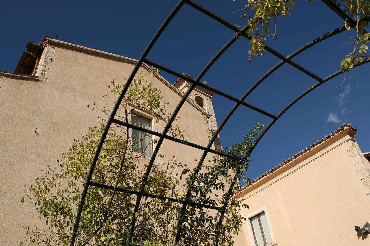 Convento Di San Colombo Hotel Santo Stefano Di Sessanio Exterior photo